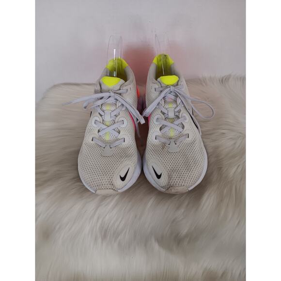 Nike Renew Run Women's Size 9.5 White Running Shoes Sneakers CK6360-005 - Picture 1 of 15